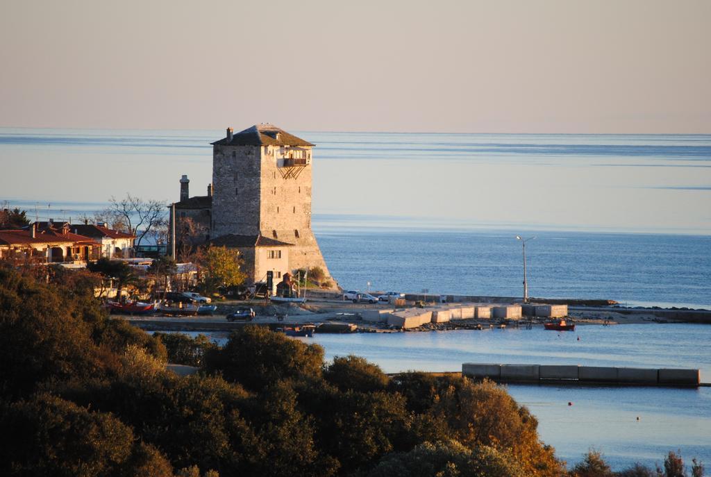 Pension Antonakis Ouranoupoli Exterior photo